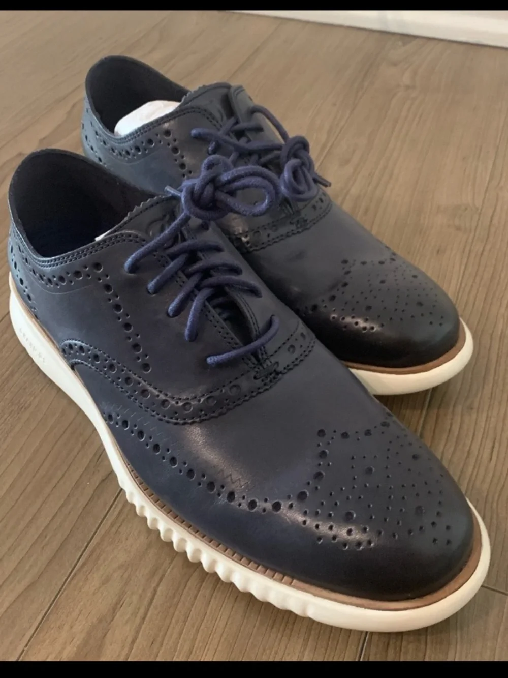 Cole Haan Zerogrand Oxford Wingtip size 9.0 Navy blue